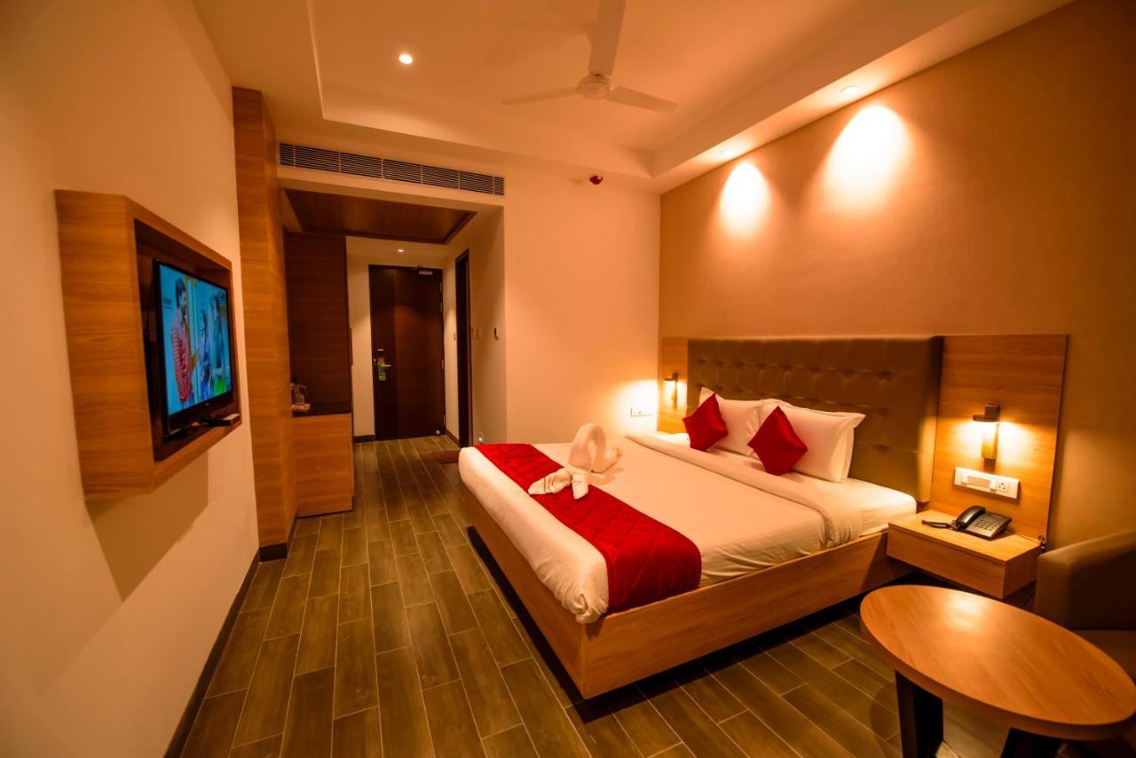 Hotel Annamalai Bahur Kültér fotó